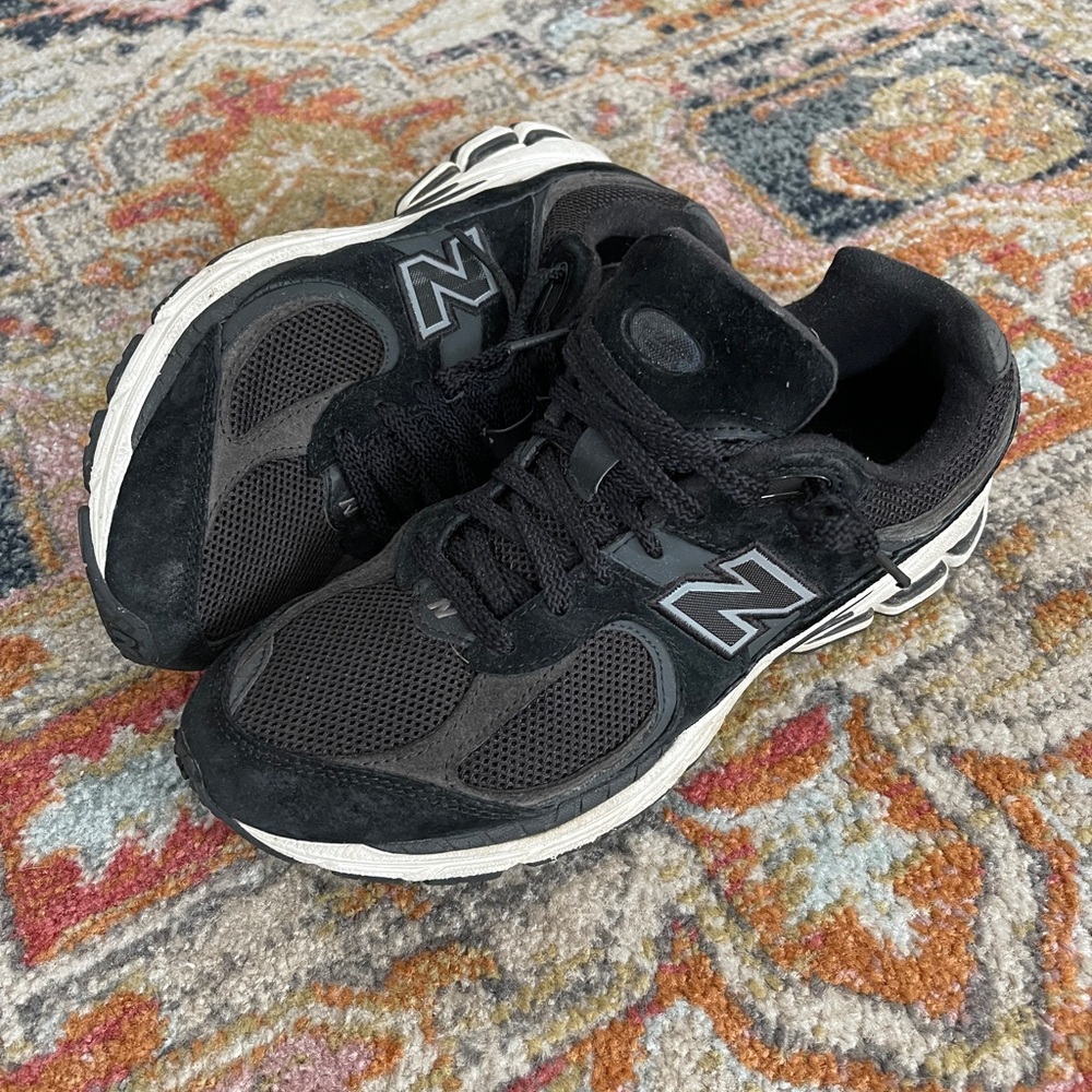 New Balance Black and White Athletic Shoes